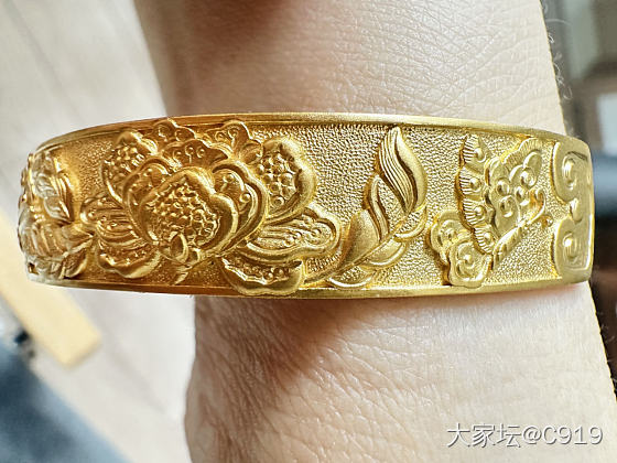 牡丹镯的草终于拔了！_手镯金