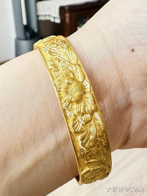 牡丹镯的草终于拔了！_手镯金