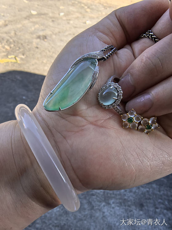 不止是黄金_翡翠