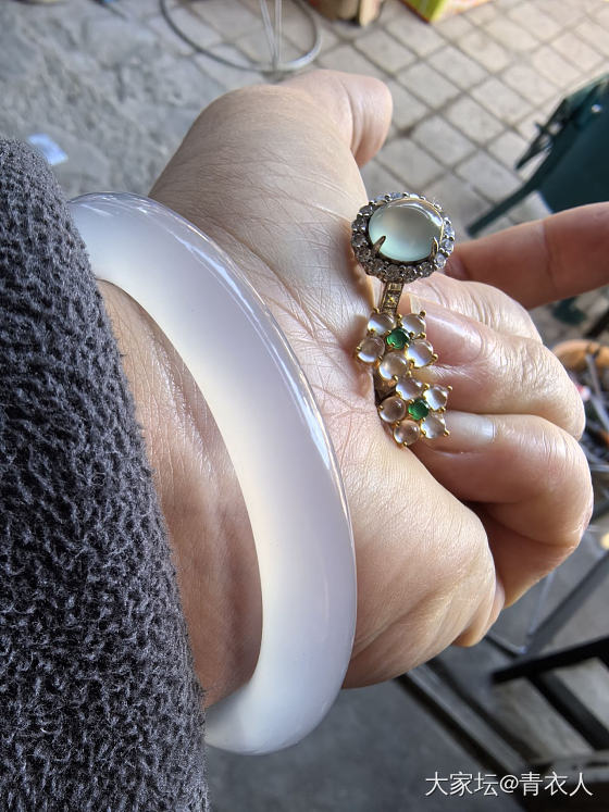 不止是黄金_翡翠