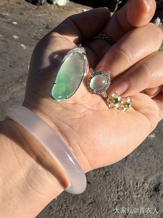 不止是黄金_翡翠