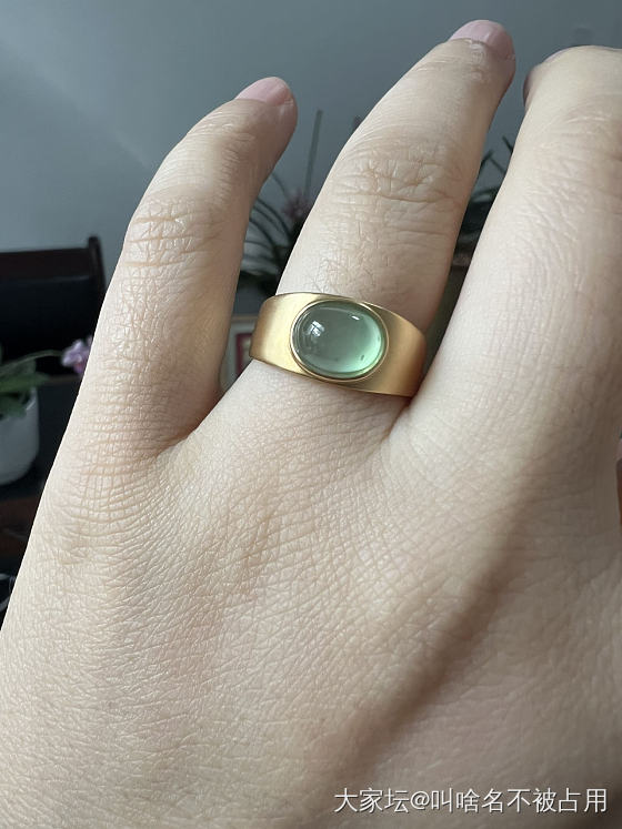 多年以前的一个戒指，有点像顶针🤭_戒指翡翠