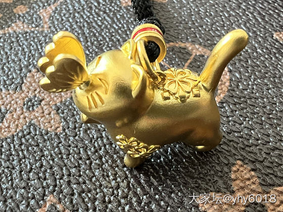 小号猫猫戏蝶吊坠实物很精致_金