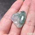 飘花坐佛。