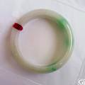 很划算的手镯一只