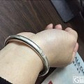随大流，左手戴金右手戴银。