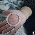 终于可以发图，上上我的白条翡翠手镯