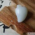 10克 近脂白真皮籽料桃子（福寿）