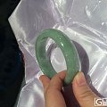 这翡翠手镯5000值不值