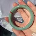 这翡翠手镯5000值不值