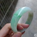漂亮的手镯