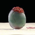 秦紫玉作品『梅花』 紫绿精品挂件，雕工细致，稍色分明，