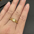 新入的金绿宝石戒指