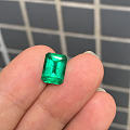 【泰勒彩宝】3.33ct 哥伦比亚玻璃体vivid green