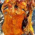 关于大家今天都买羊腿，新疆本地人分享一个正宗新疆烤全羊及各种烧烤腌料配料