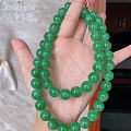 阳绿珠子项链