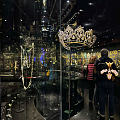 英国v&a博物馆的维多利亚女王珠宝厅，太琳琅满目了，完全看不过来