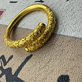 上海“小雷金铺”制作的金箍棒，紧箍咒