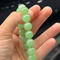 和田玉乌兰海翠果绿圆珠手串11mm浅果绿色