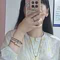 今天戴蜜蜡