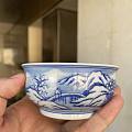 新买的青花雪景杯，有懂的朋友帮看看胎和画的行吗？