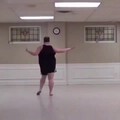 也发一个跳舞的 男胖子 我觉得跳的还挺好