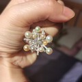 阳光下的珍珠钻石
