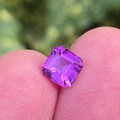 年底买到一个漂亮的紫色蓝宝石
