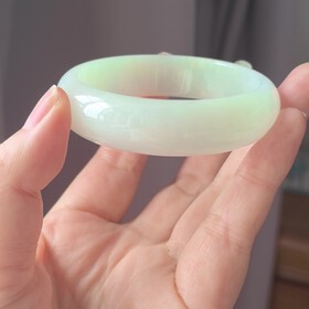 冰晴绿翡翠平安小轮胎手镯