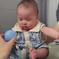 哈哈哈谁家好人给宝宝穿这个衣服