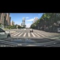 昨天我发的那个特斯拉失控的视频，大家过马路即使自己是绿灯还是🉐小心再小心！