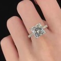 公主方👸5.21ct 
传说比利时国王在心爱的女儿出嫁时，专门为公主打造了一...