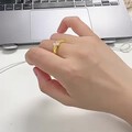 把星辰妆点在指尖
