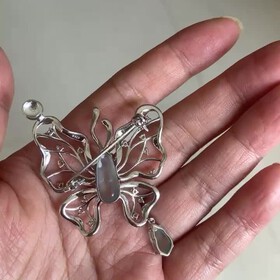 翡翠蝴蝶胸挂两用