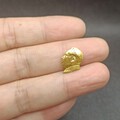 这个是不是最小的毛爷爷像章，足金只有0.96克。